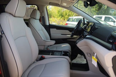 2026 Honda Odyssey Touring Auto