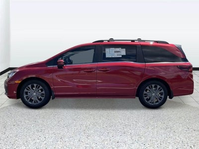 2026 Honda Odyssey Touring Auto