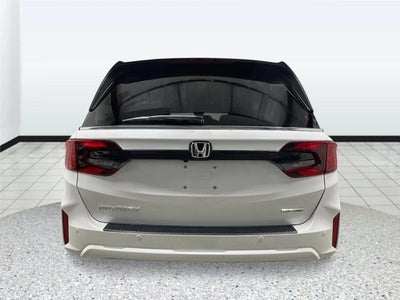 2027 Honda Odyssey Touring Auto