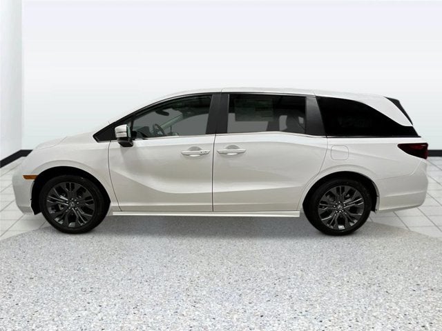 2027 Honda Odyssey Touring Auto