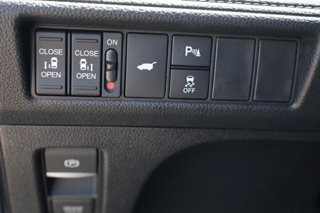2027 Honda Odyssey Touring Auto