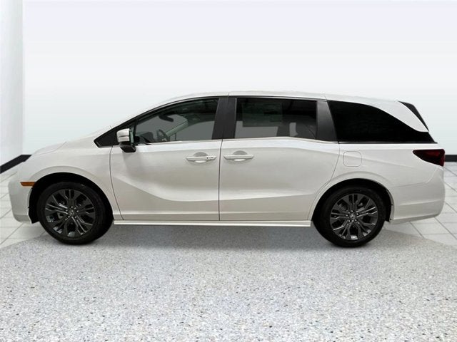 2026 Honda Odyssey Touring Auto