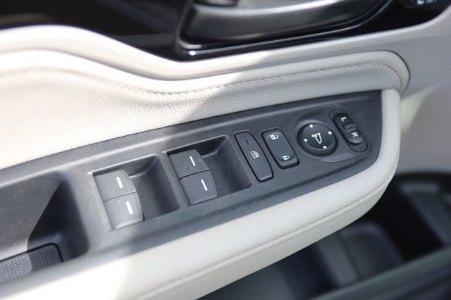 2027 Honda Odyssey Touring Auto