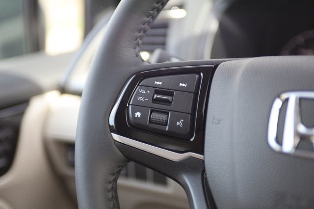 2027 Honda Odyssey Touring Auto