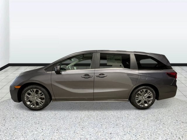 2027 Honda Odyssey Touring Auto