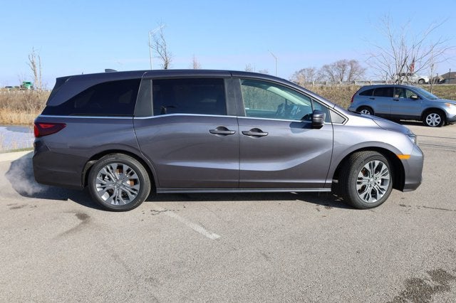 2027 Honda Odyssey Touring Auto
