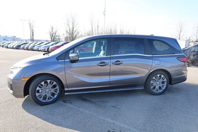 2027 Honda Odyssey Touring Auto