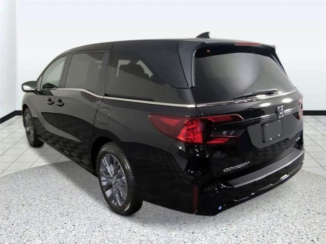 2026 Honda Odyssey Touring Auto