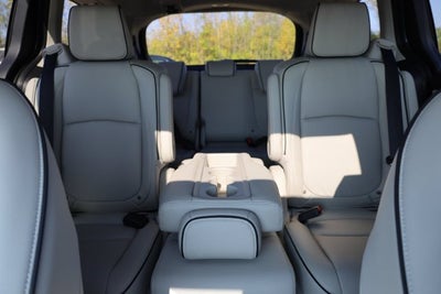 2027 Honda Odyssey Touring Auto