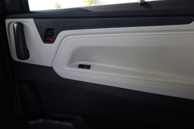 2027 Honda Odyssey Touring Auto