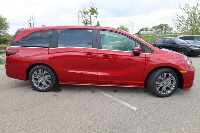 2027 Honda Odyssey Touring Auto