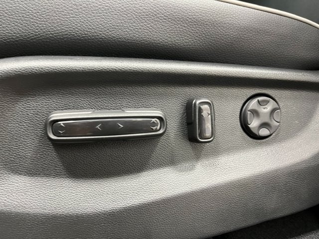 2027 Honda Odyssey Touring Auto