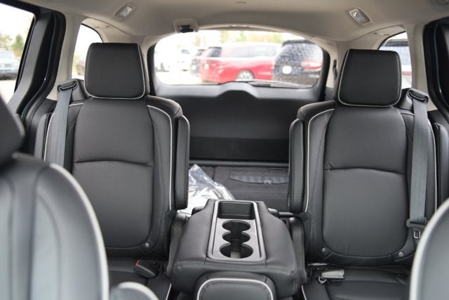 2027 Honda Odyssey Touring Auto
