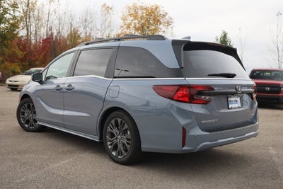 2027 Honda Odyssey Touring Auto