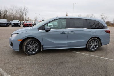 2026 Honda Odyssey Touring Auto