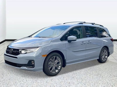 2026 Honda Odyssey Touring Auto