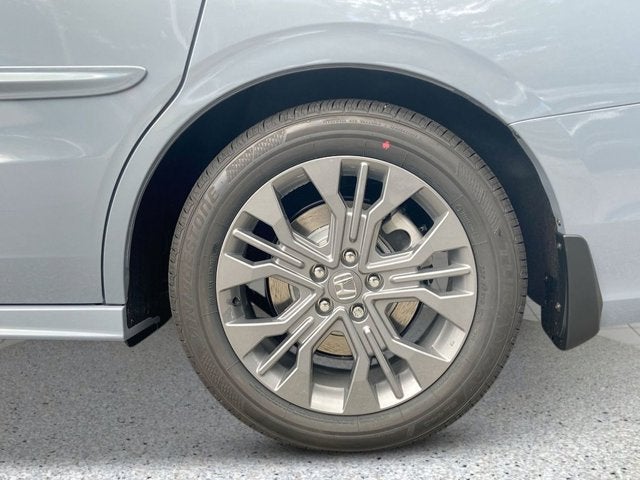 2026 Honda Odyssey Touring Auto