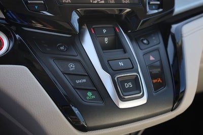 2027 Honda Odyssey Touring Auto