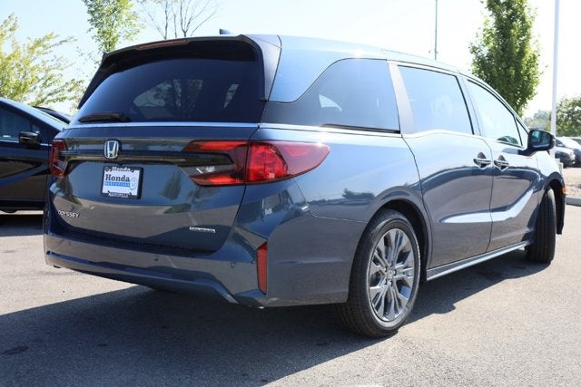 2027 Honda Odyssey Touring Auto