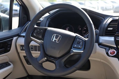 2026 Honda Odyssey Touring Auto