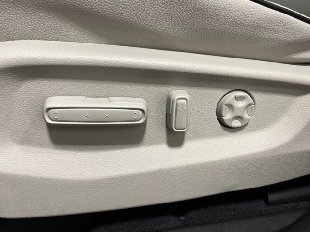 2027 Honda Odyssey Touring Auto
