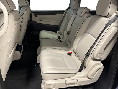 2027 Honda Odyssey Touring Auto