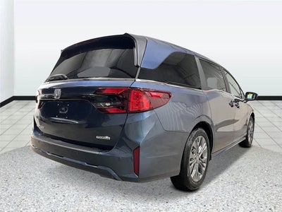 2027 Honda Odyssey Touring Auto