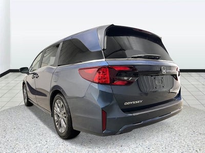 2027 Honda Odyssey Touring Auto
