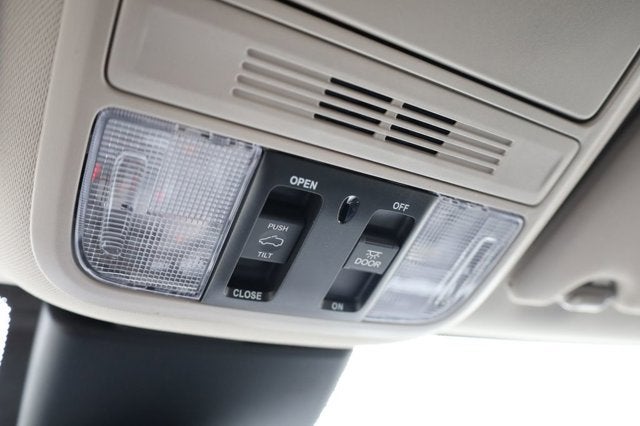 2026 Honda Odyssey Touring Auto