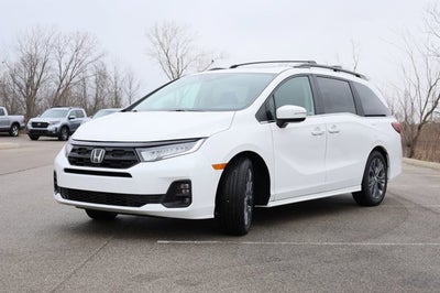 2026 Honda Odyssey Touring Auto