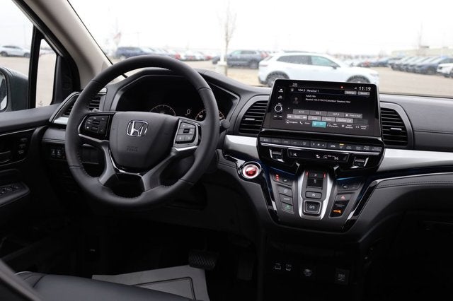 2026 Honda Odyssey Touring Auto