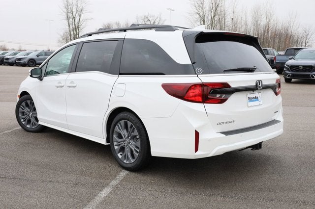 2026 Honda Odyssey Touring Auto