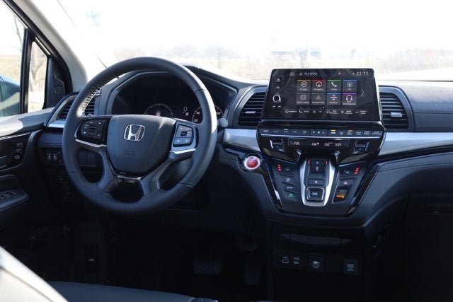 2027 Honda Odyssey Touring Auto