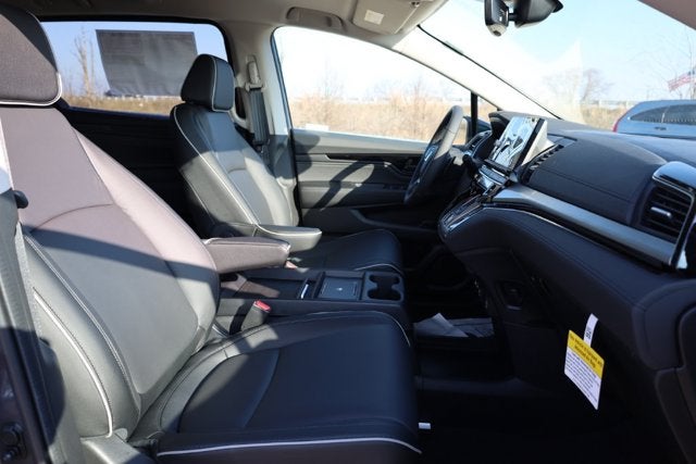 2027 Honda Odyssey Touring Auto