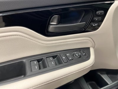 2027 Honda Odyssey Touring Auto