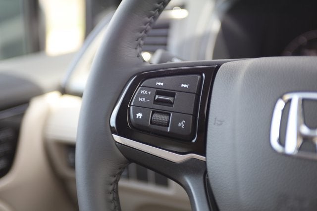 2027 Honda Odyssey Touring Auto