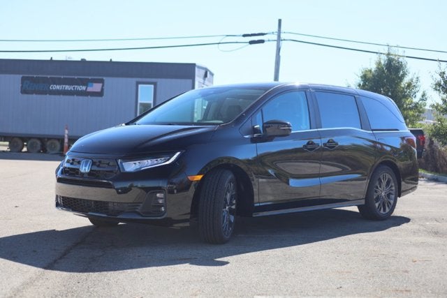 2027 Honda Odyssey Touring Auto