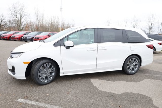 2026 Honda Odyssey Touring Auto