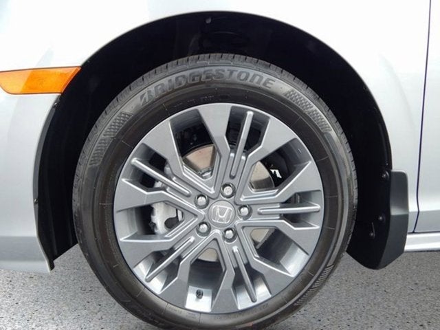2026 Honda Odyssey Touring Auto