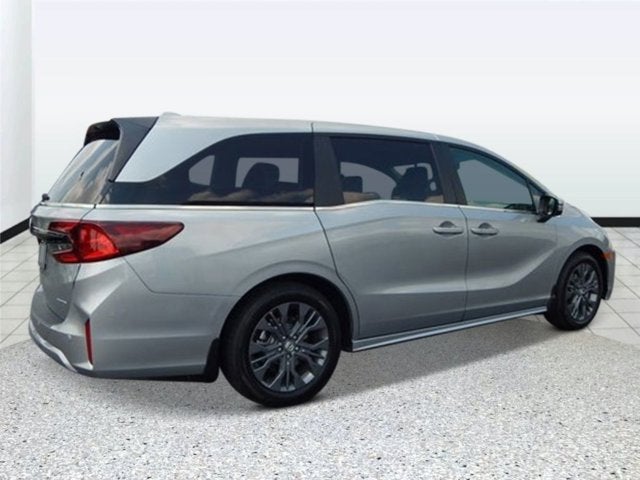 2026 Honda Odyssey Touring Auto