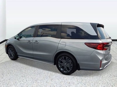 2026 Honda Odyssey Touring Auto