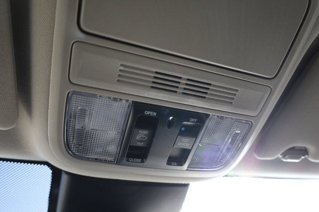 2026 Honda Odyssey Touring Auto
