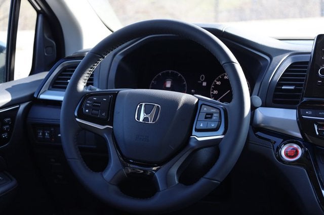 2026 Honda Odyssey Touring Auto