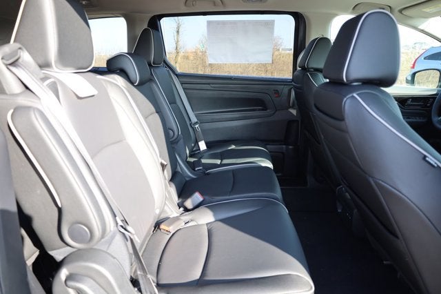 2026 Honda Odyssey Touring Auto