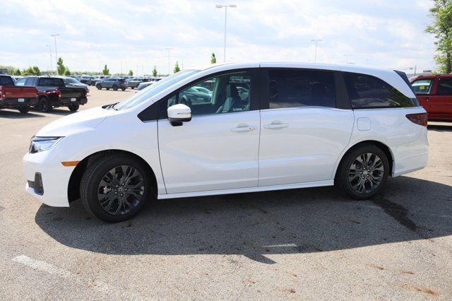 2026 Honda Odyssey Touring Auto