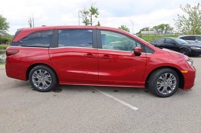 2026 Honda Odyssey Touring Auto