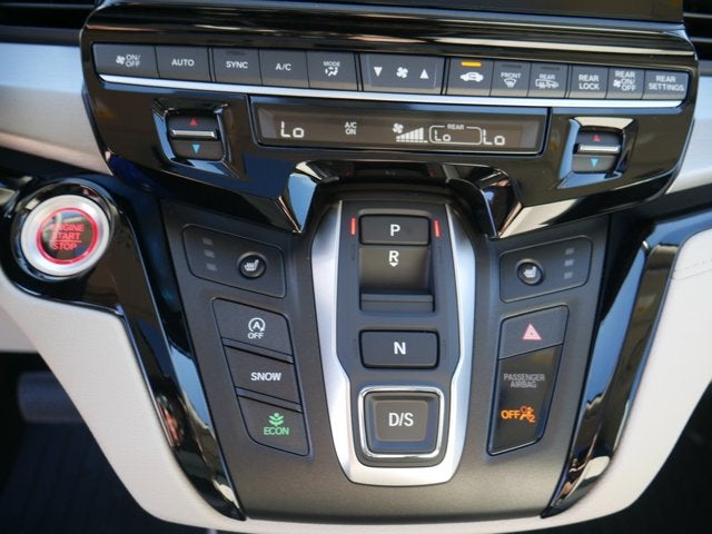 2026 Honda Odyssey Touring Auto