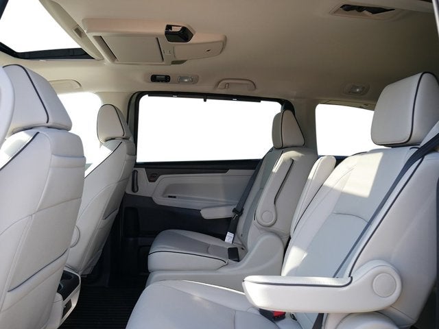 2026 Honda Odyssey Touring Auto