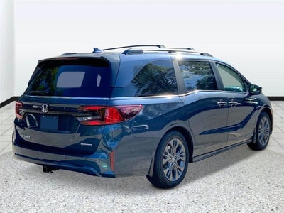 2026 Honda Odyssey Touring Auto