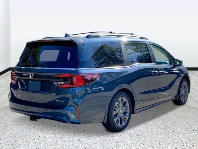 2026 Honda Odyssey Touring Auto